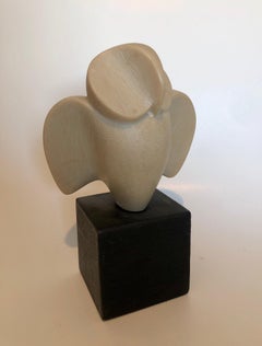 Sculpture de hibou cubiste en résine naturelle sculptée Art déco tchèque Joseph Martinek