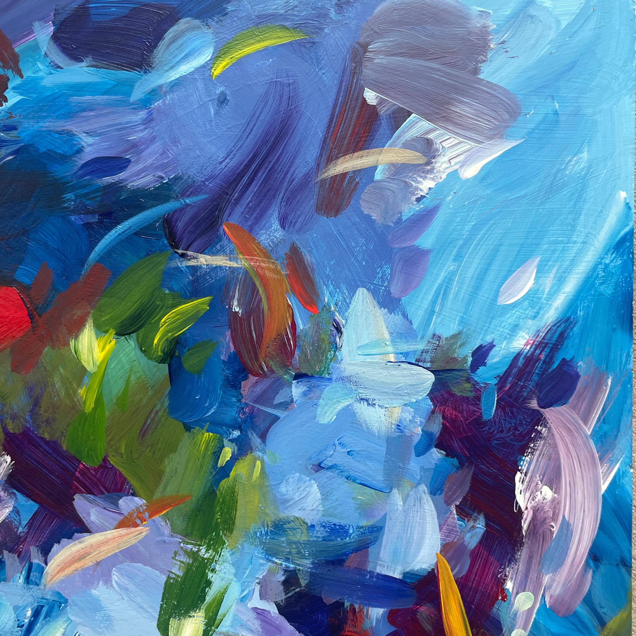 Quadro astratto incorniciato con figure che danzano in un paesaggio, con blu: 