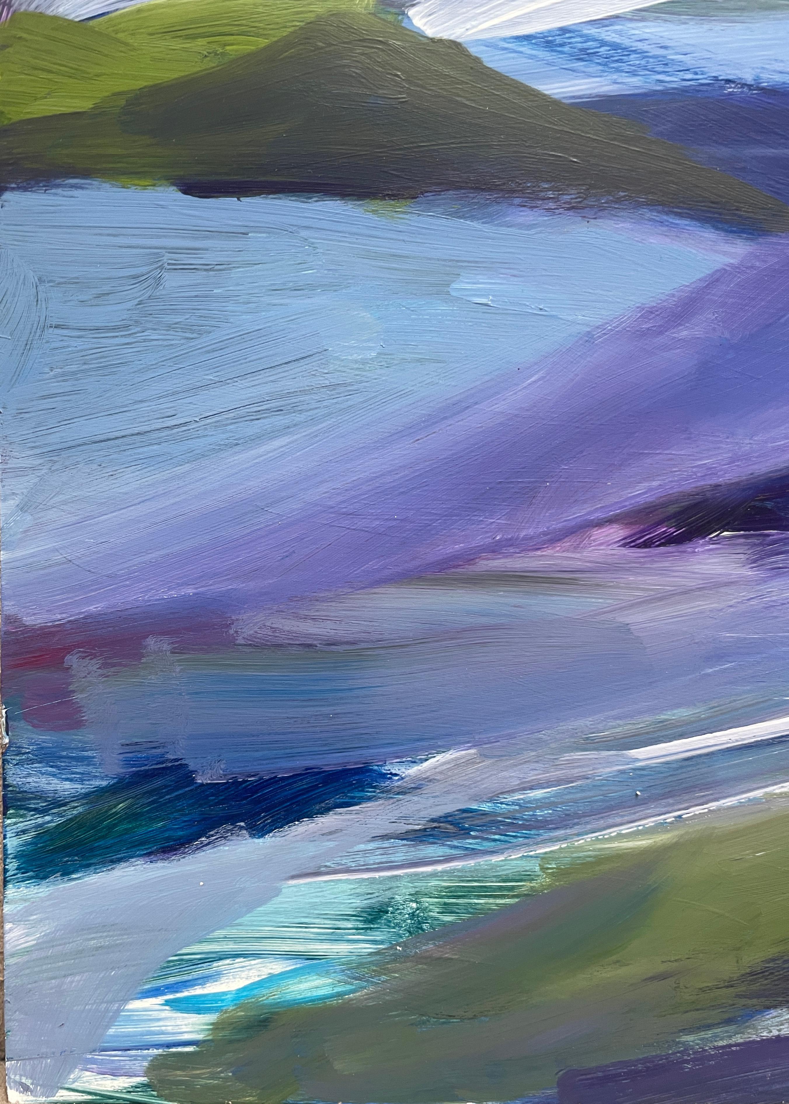 North Shore: dipinto astratto che evoca un paesaggio oceanico notturno con blu e viola - Abstract Painting Marrone di Joseph McAleer