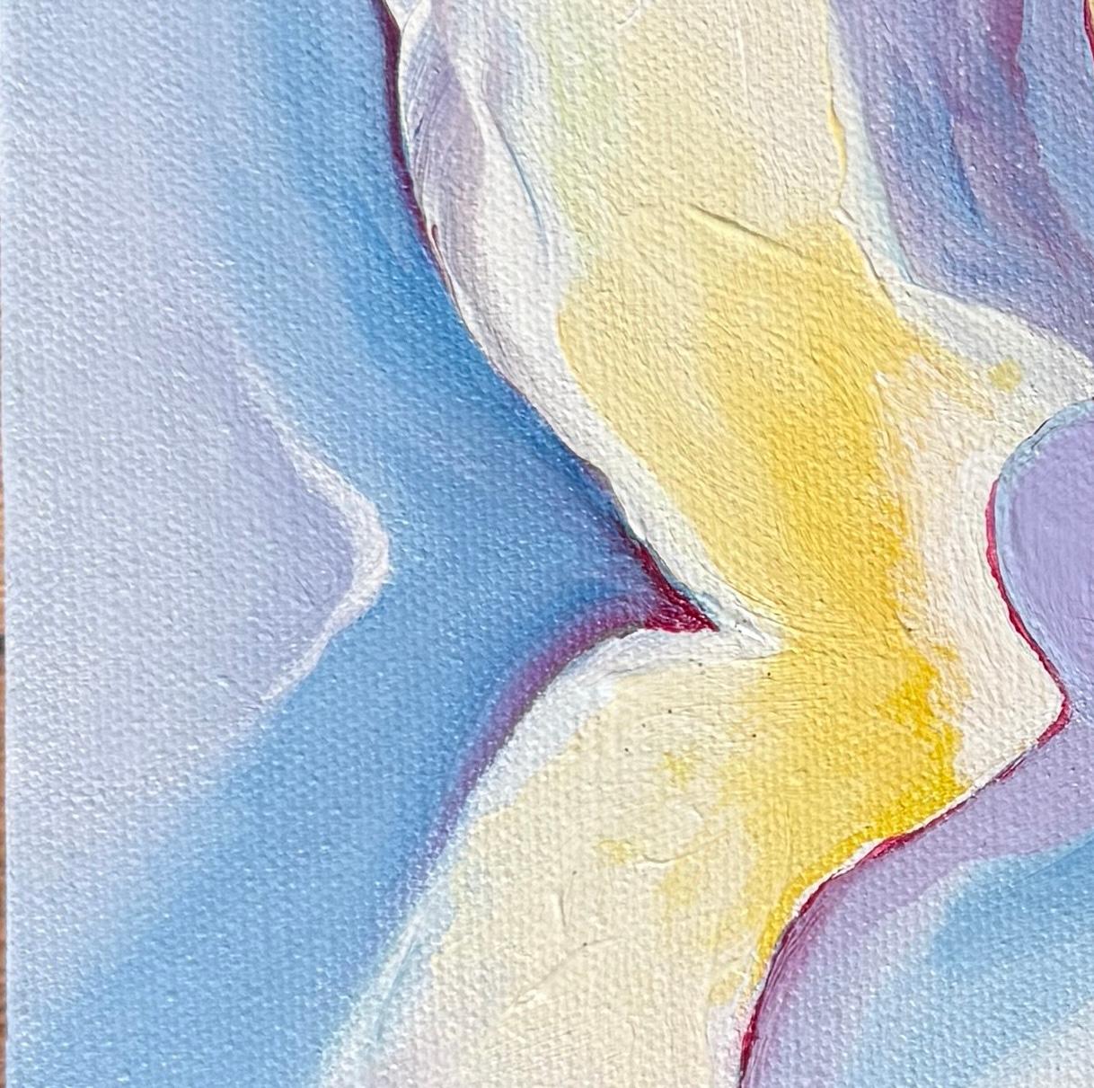 REM: Abstraktes surrealistisches Leinwandgemälde in Pastellfarben - blau, gelb, lila (Grau), Abstract Painting, von Joseph McAleer