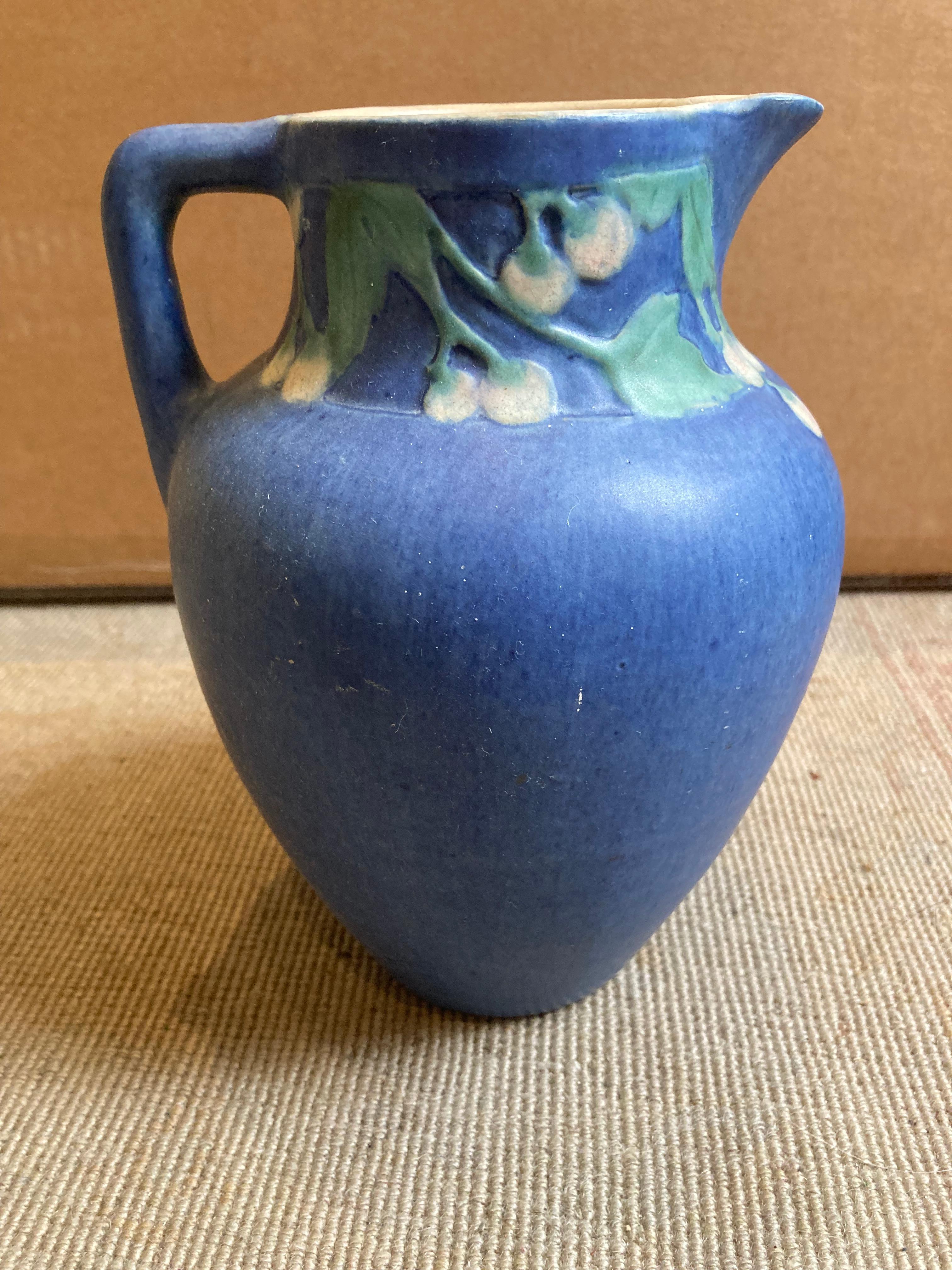 Large Newcomb College Art Pottery Vase - Joseph Meyer, Sadie Irvine, 1927 For Sale 1