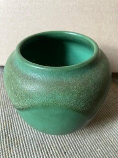 Newcomb Pottery Bowl - Joseph Meyer c. 1910, Pristine, Good Size, Flowers Estate