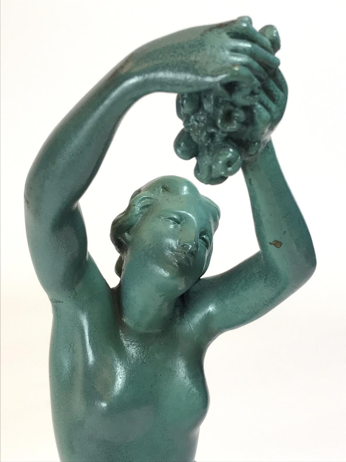 2 figures en bronze « Une Heure De La Nuit » de Joseph Michel-Ange Pollet Bon état - En vente à London, GB