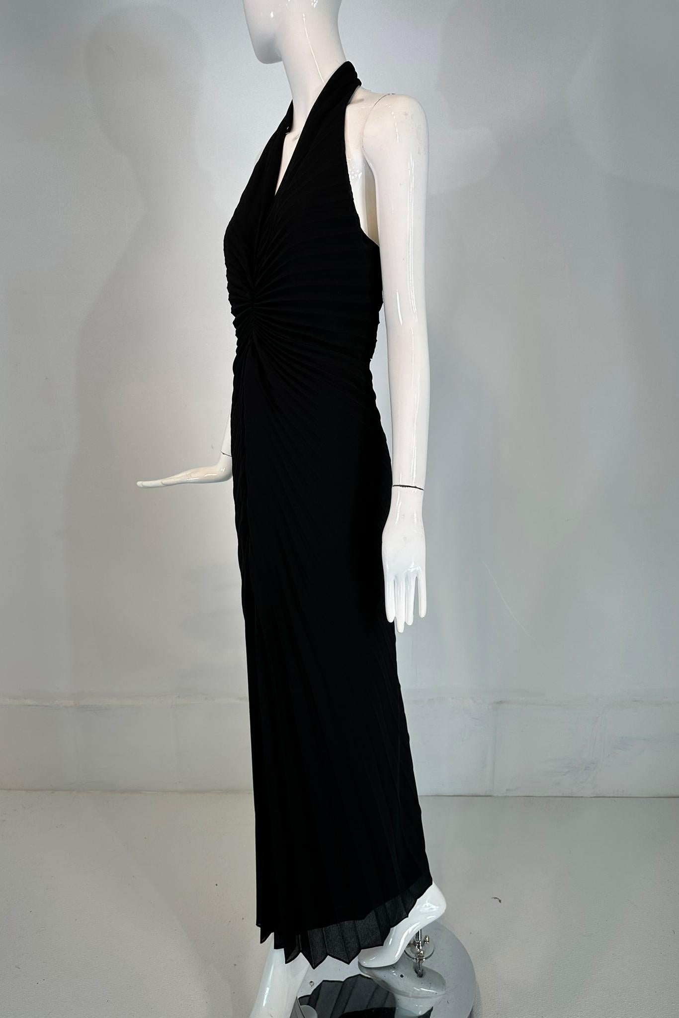 Joseph Ribkoff Black Crepe Plunge V Neckline Sunburst Pleat Halter Neck Dress 6 For Sale 6