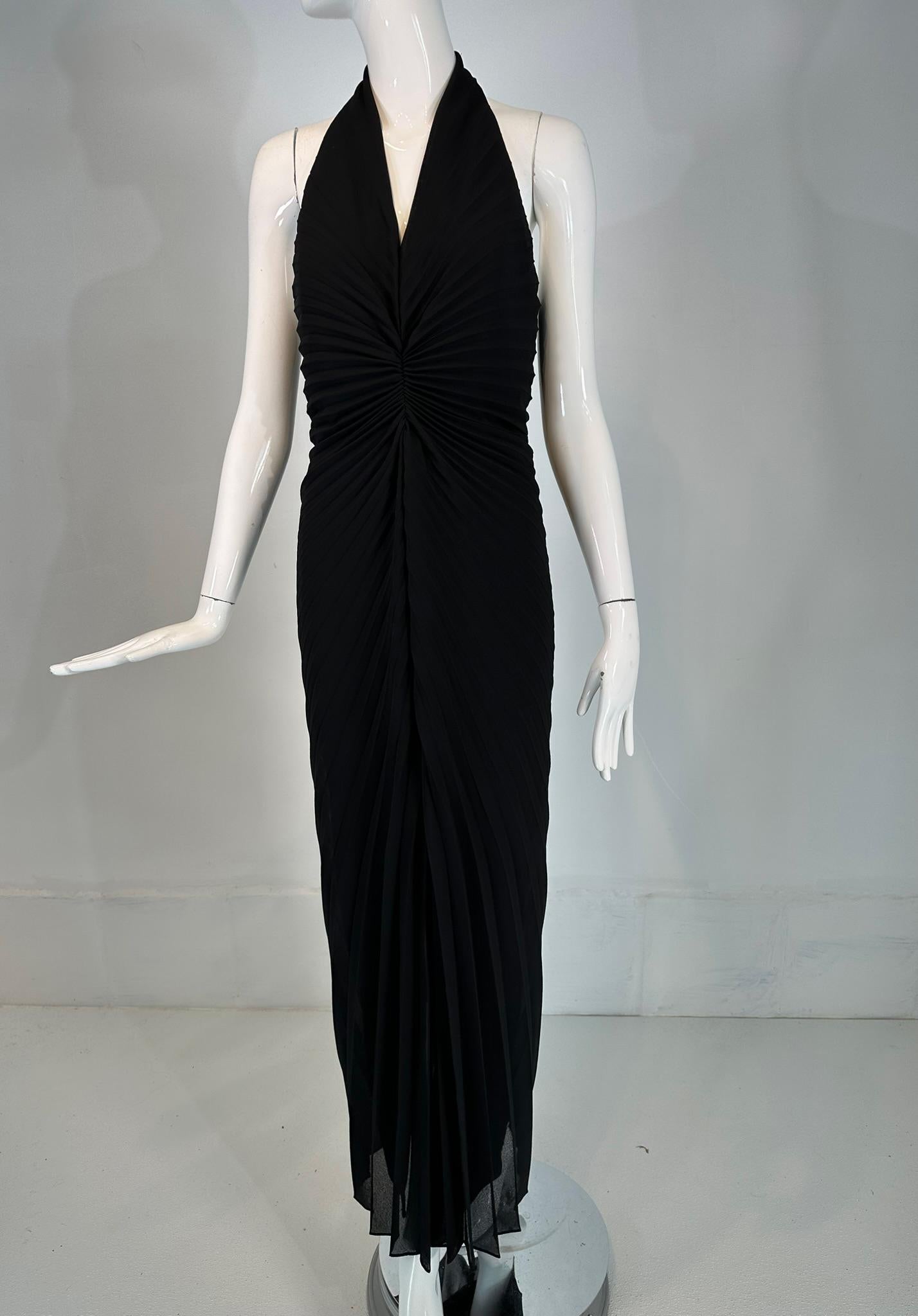 Joseph Ribkoff Black Crepe Plunge V Neckline Sunburst Pleat Halter Neck Dress 6 For Sale 8