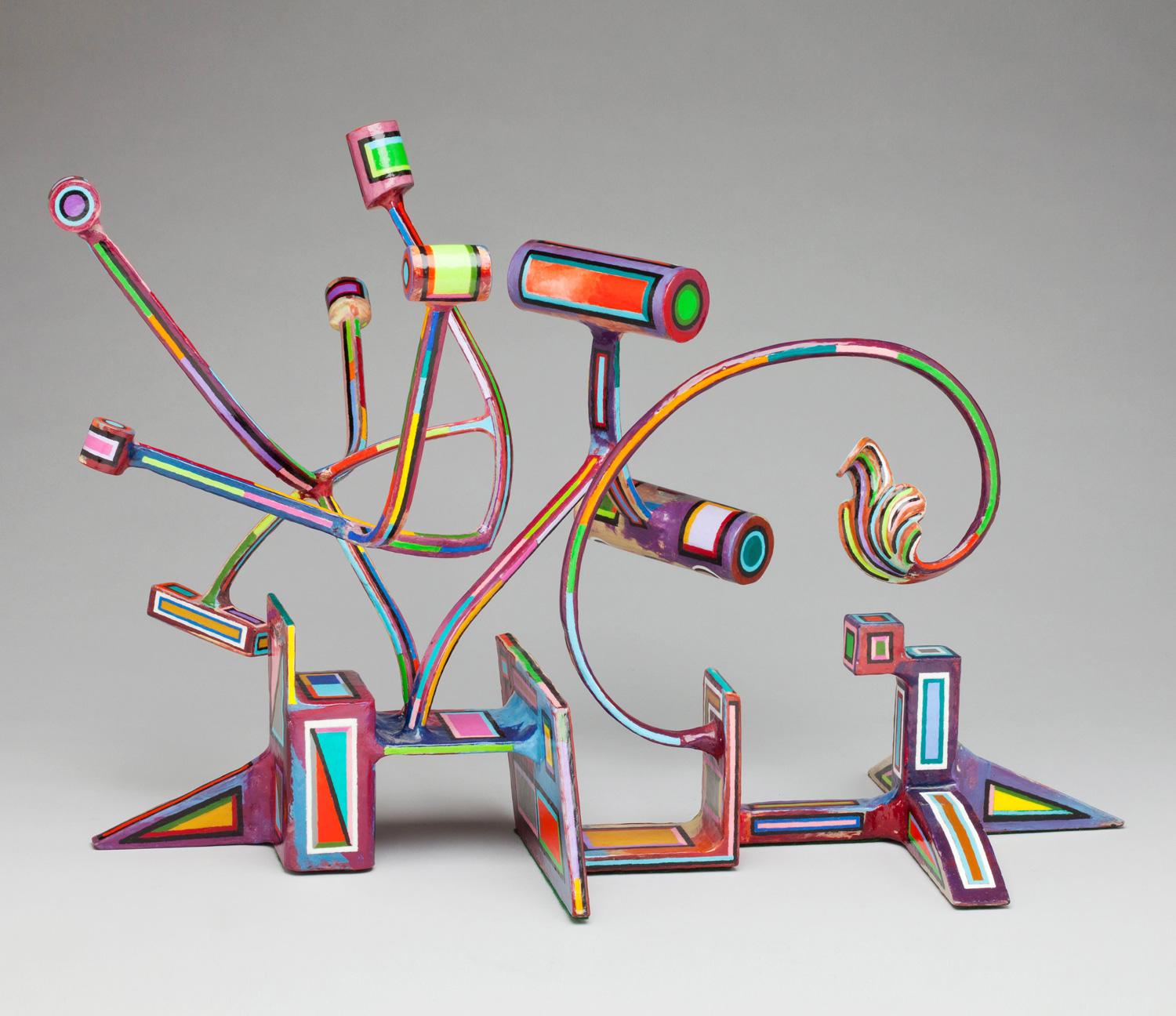 Oga farbenfrohe abstrakte Skulptur – Sculpture von Joseph Slusky
