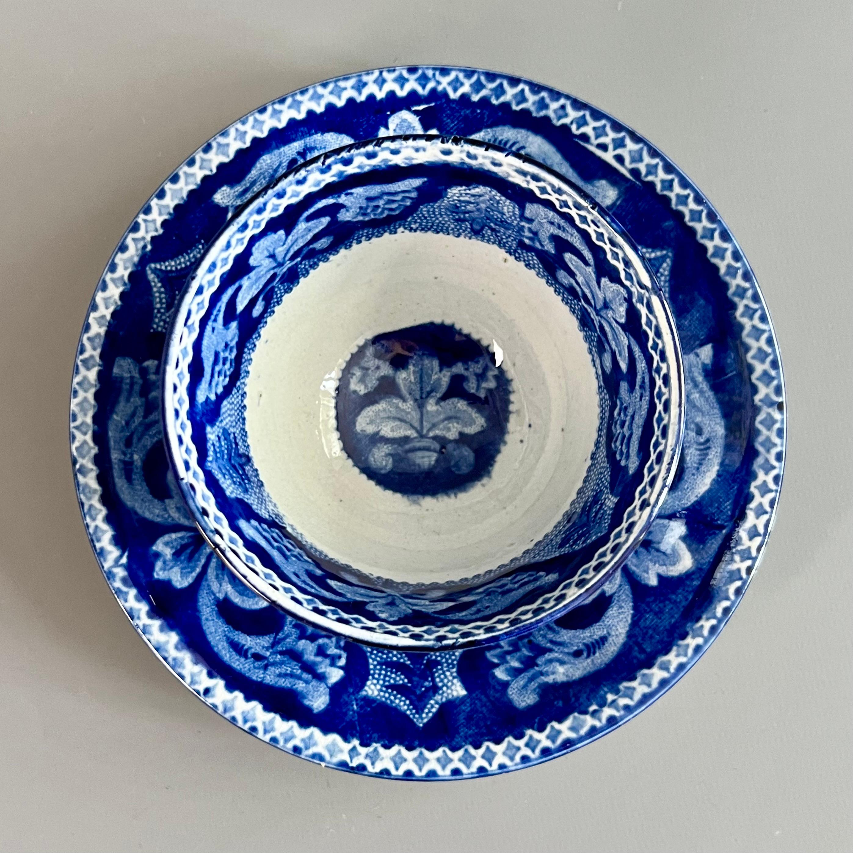 English Joseph Stubbs Pearlware Tea bowl, Blue and White with Swans, Regency, circa 1825 For Sale