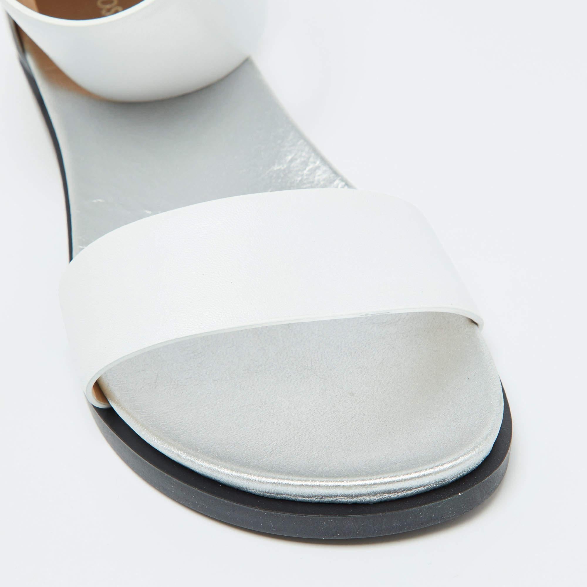 Joseph White/Silver Leather Ankle Strap Flat Sandals Size 40 For Sale 2