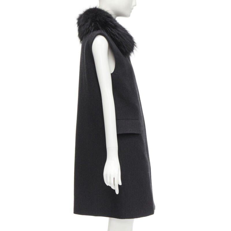 JOSEPH lana nera minimal oversize collo di pelliccia tasche con patta gilet boxy FR38 S In condizioni ottime in vendita a Hong Kong, NT