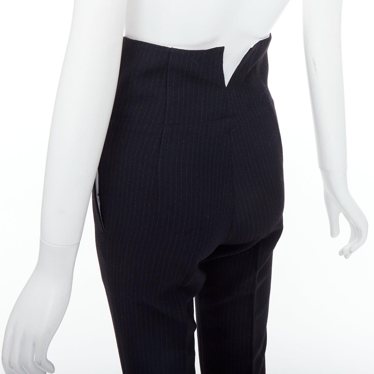 JOSEPH Yoyo navy wool blend crepe pinstripe high waisted pants FR34 XS
Reference: SNKO/A00444
Brand: Joseph
Model: Yoyo
Material: Wool, Blend
Color: Navy, Grey
Pattern: Pinstriped
Closure: Button Fly
Lining: White Fabric
Extra Details: Super high