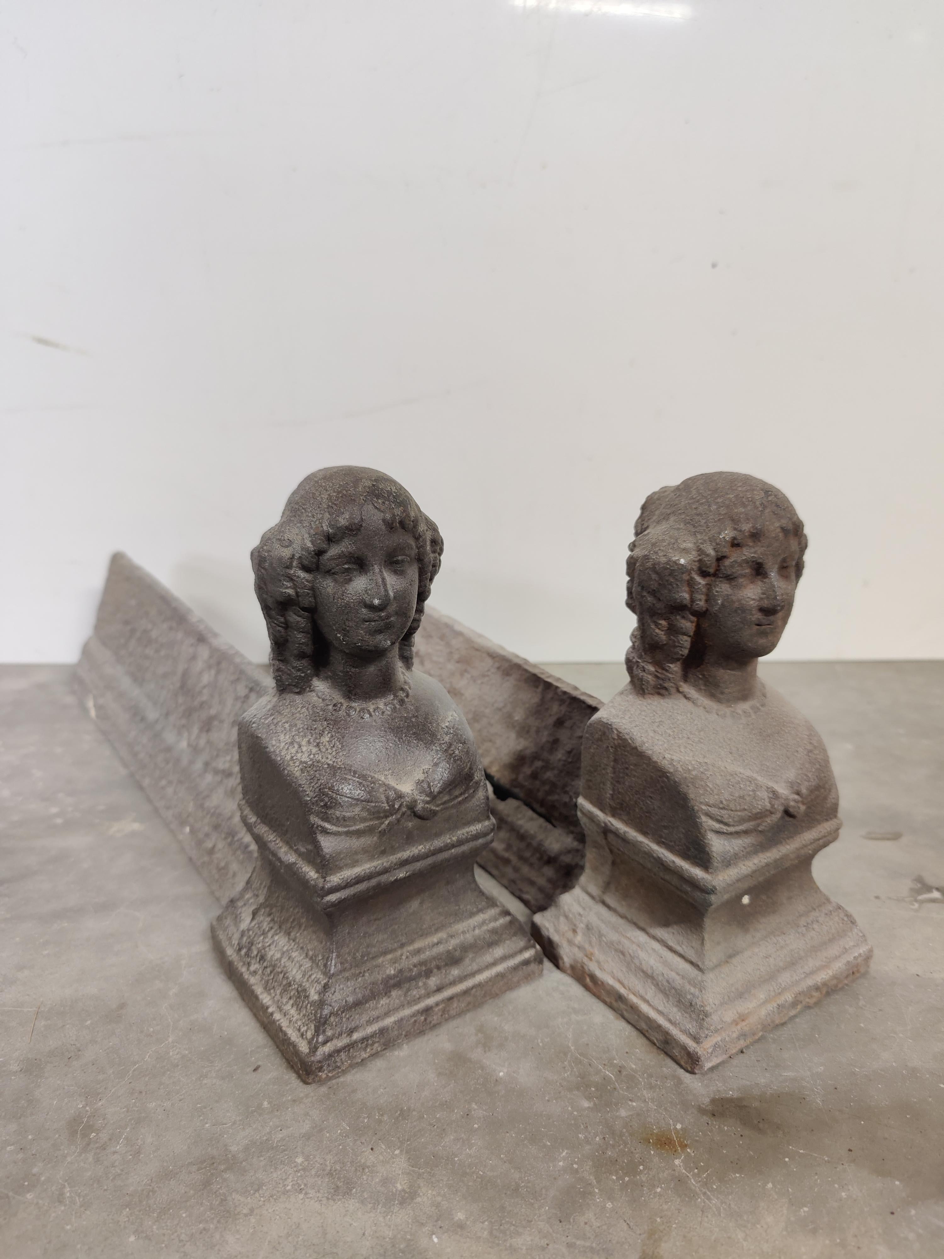 Beautiful cast iron andirons.

Weight: 14 lbs / 6 kg.

Upon request they can be made black / pewter.

See all our antique fireplaces and fireplace accessories at 1stdibs by pressing the ‘View All From Seller’ button.