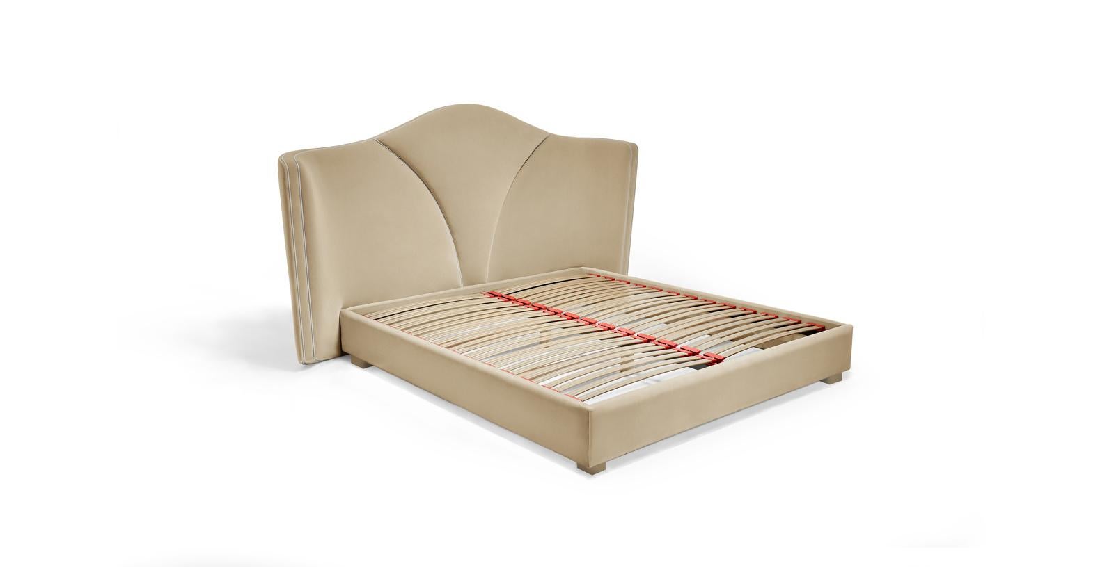 Josephine M 180 Bed by Munna In New Condition For Sale In Geneve, CH