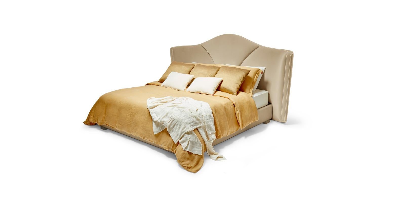 Contemporary Josephine M 200 Bed by Munna For Sale