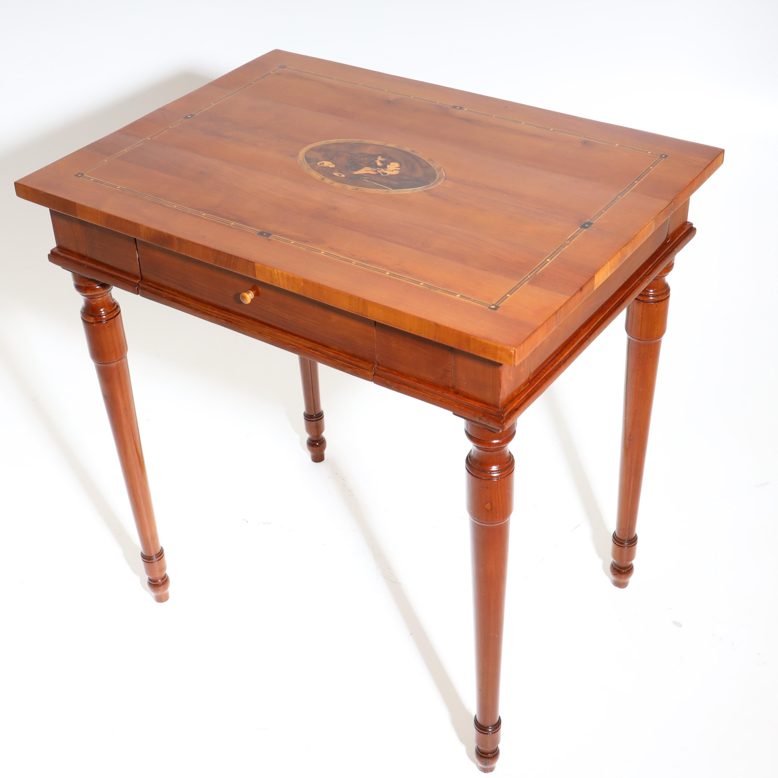 Josephinian Side Cherrywood Table, Austria, circa 1800 In Good Condition In Greding, DE