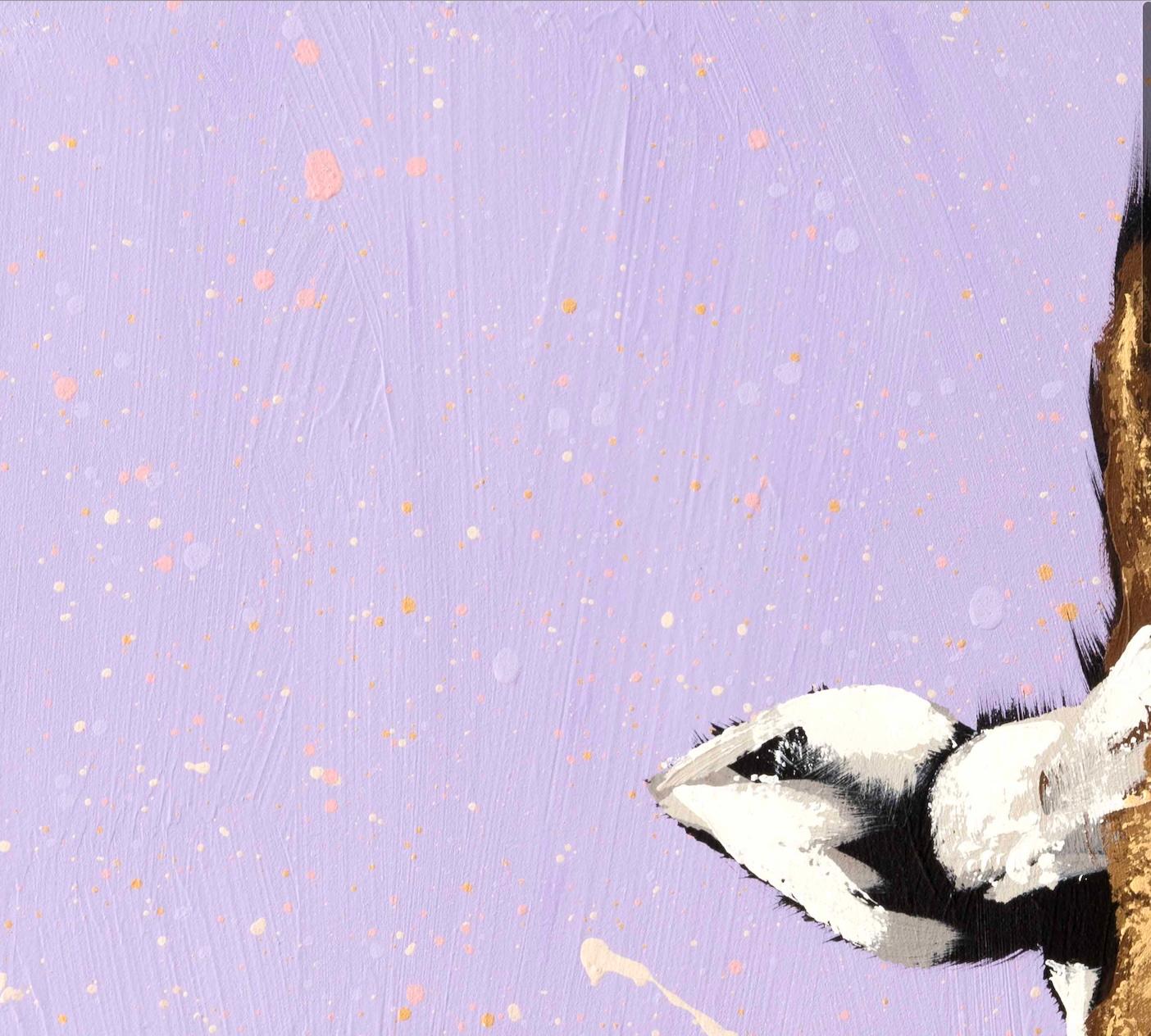 Deux girafe sur éclabousssures violettes - Painting de Josh Brown