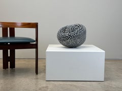 Scultura in alluminio “Emerge” di Josh Garber