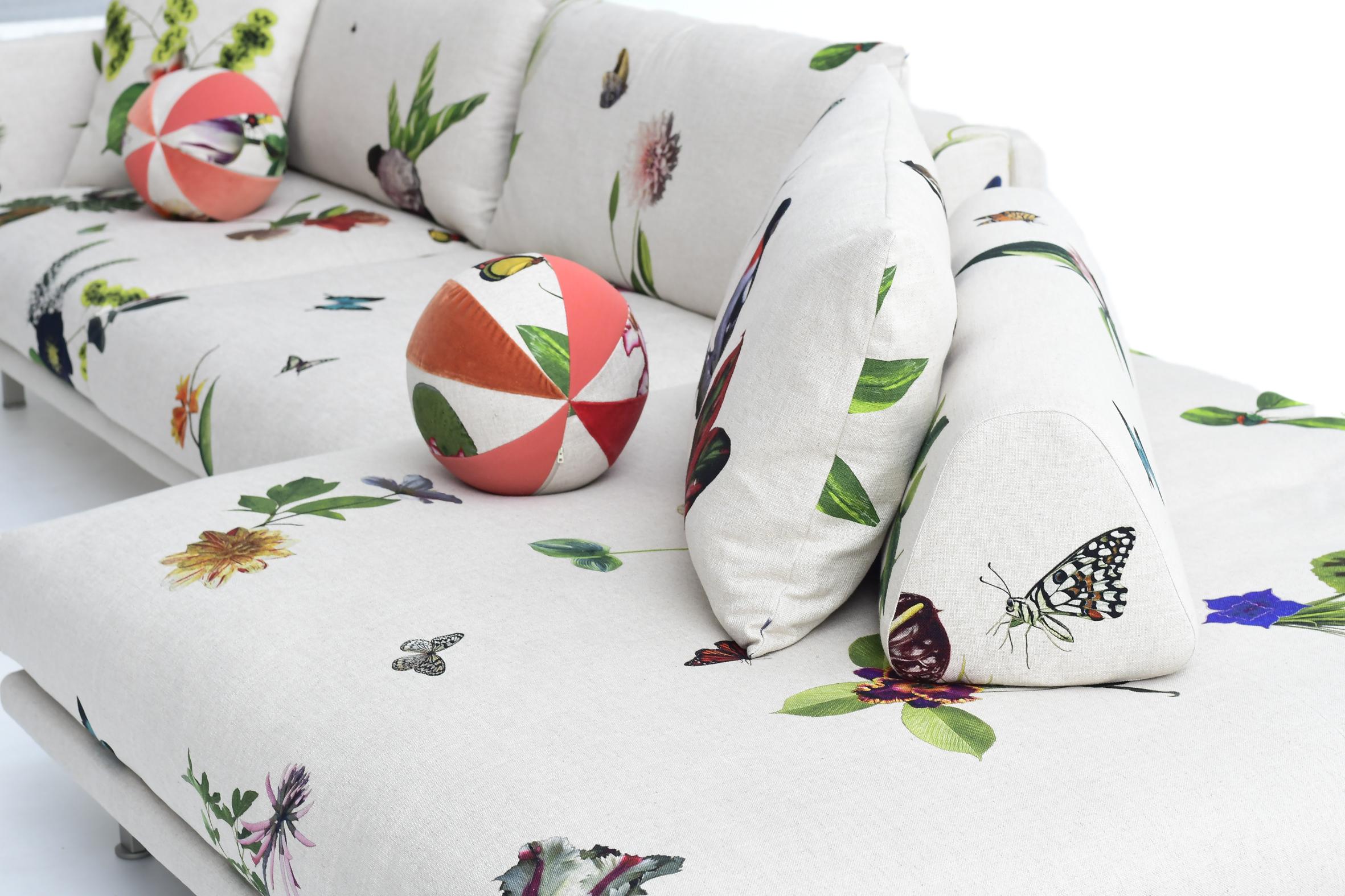 Josh Sofa by Edward Van Vliet for Moroso in Floral and Nature Patterned Fabric For Sale 5