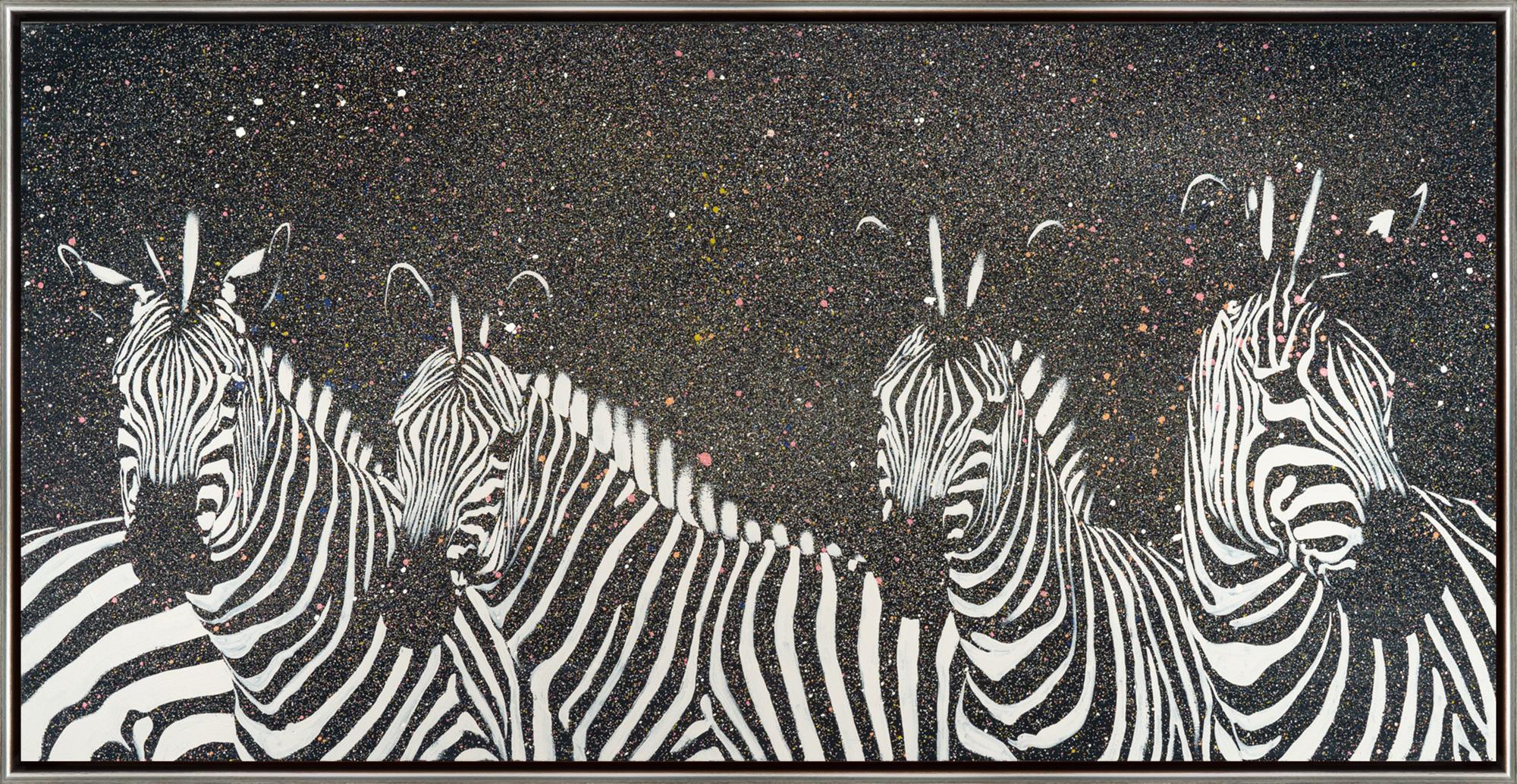 Joshua Brown Animal Painting – "Zebra in dunkler Nacht" Zeitgenössisches Öl und Acryl auf Leinwand Gerahmtes Gemälde