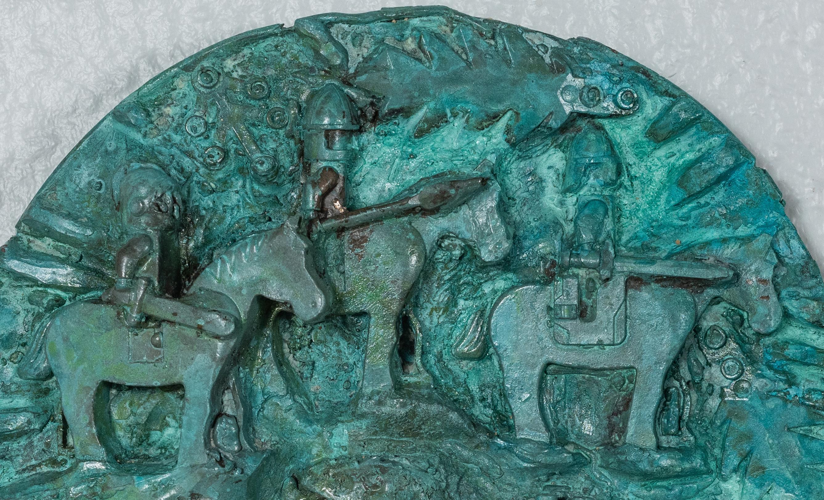 Sculpture en bronze : « La naissance d'une licorne TRex et l'automne de Rhome Disc Two » en vente 3