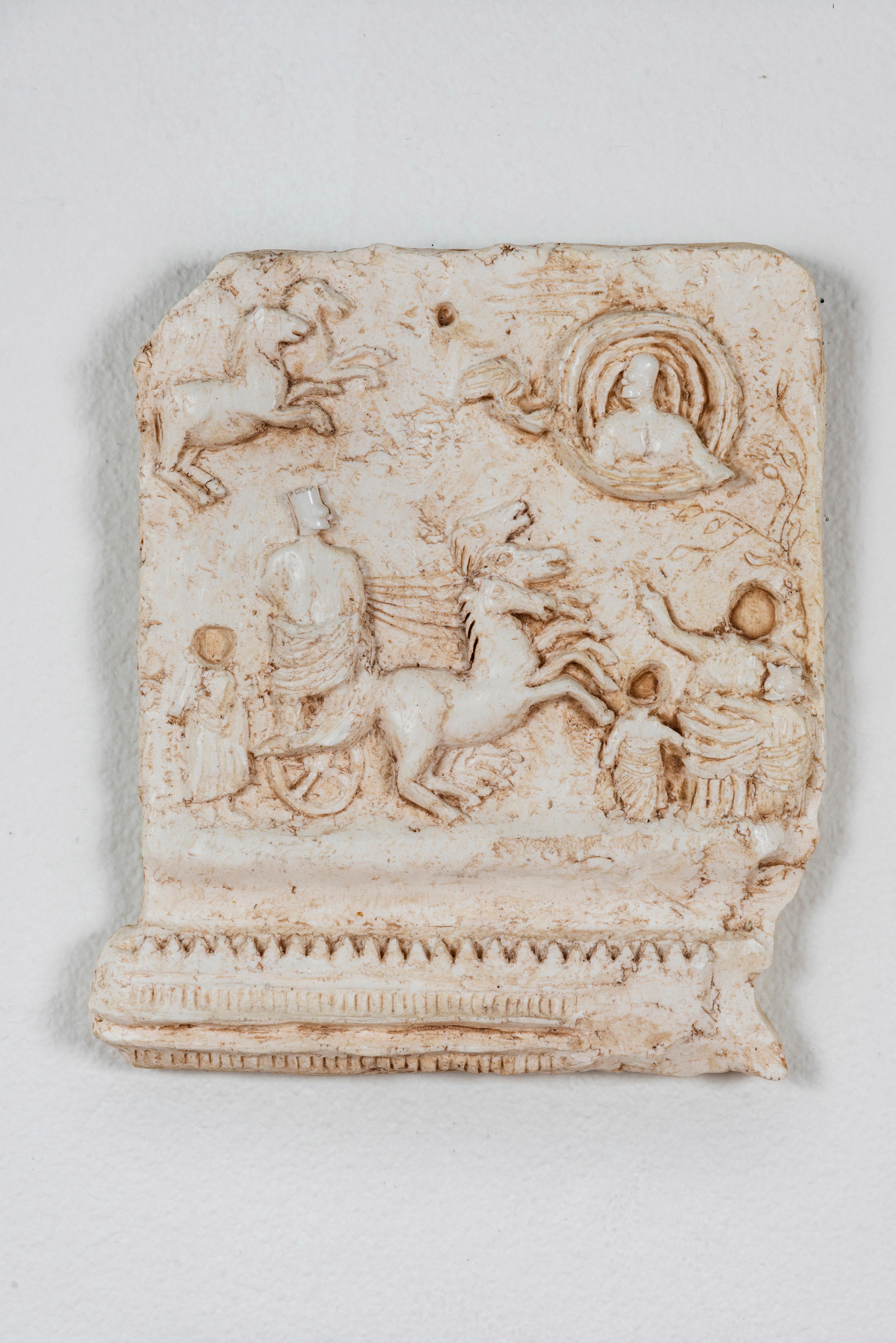 Popkultur. Archäologie, Relief: „Apotheose von Bartius“ – Sculpture von Joshua Goode