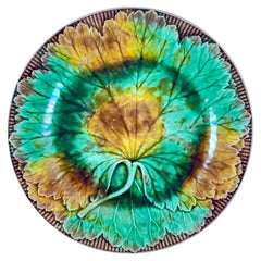 Josiah Wedgwood feuille de chou colorée sur plaque de panier