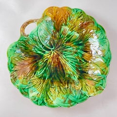 Josiah Wedgwood Majolica Multi-Color Leaf on Basket Handled Server