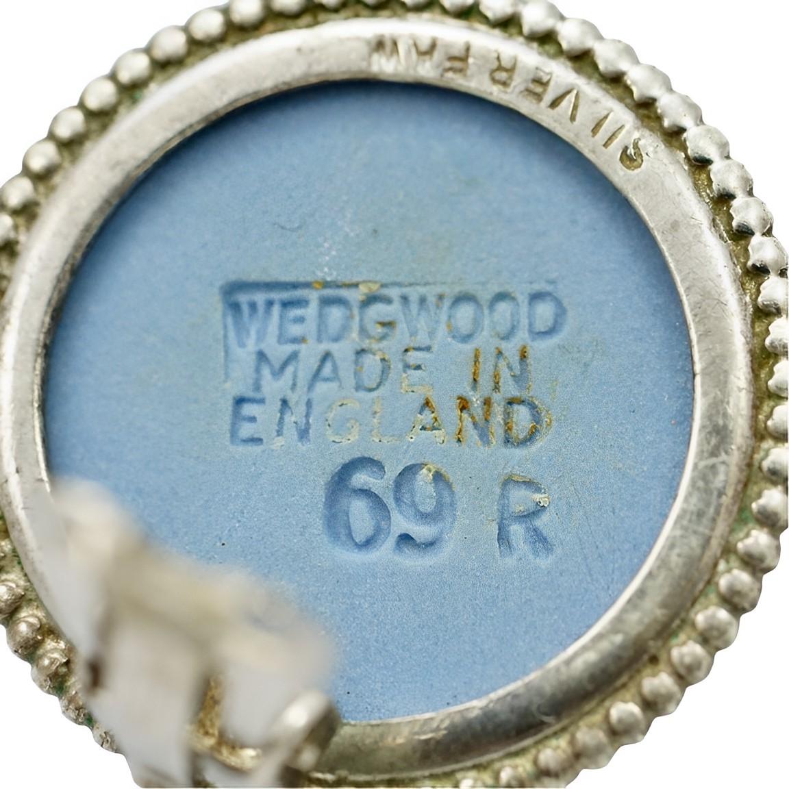 Josiah Wedgwood Sterling Silver and Blue Jasperware Earrings dated 1969 3