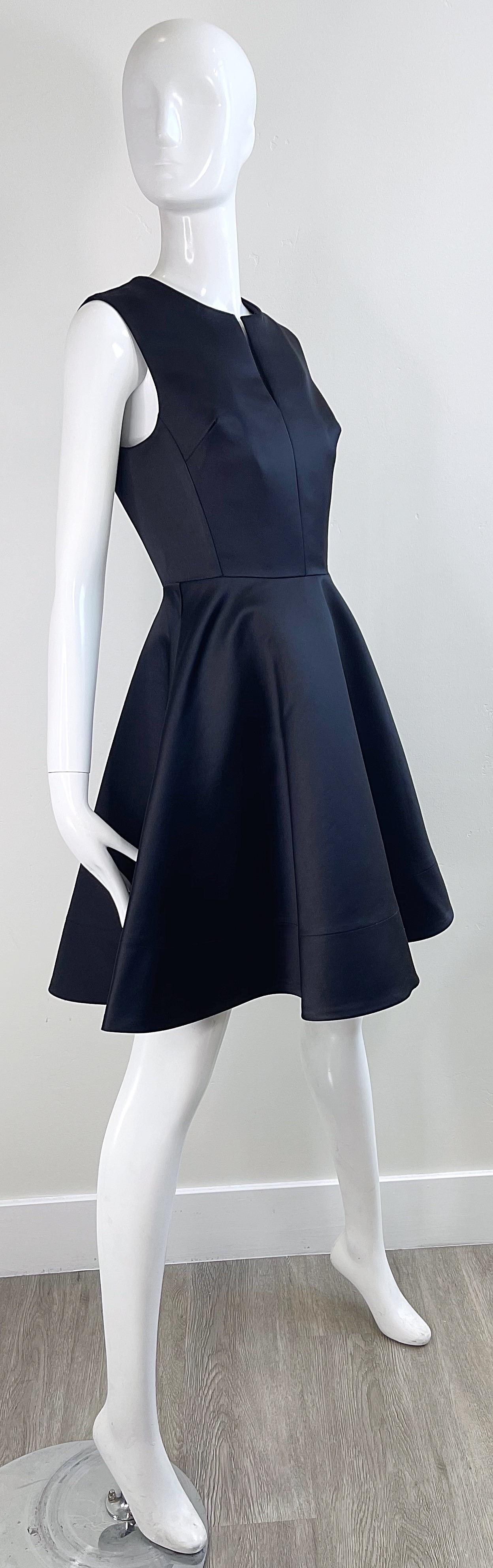 Josie Natori Fall 2016 Size 4 Black Fit and Flare Sleeveless Dress w/ Pockets For Sale 7