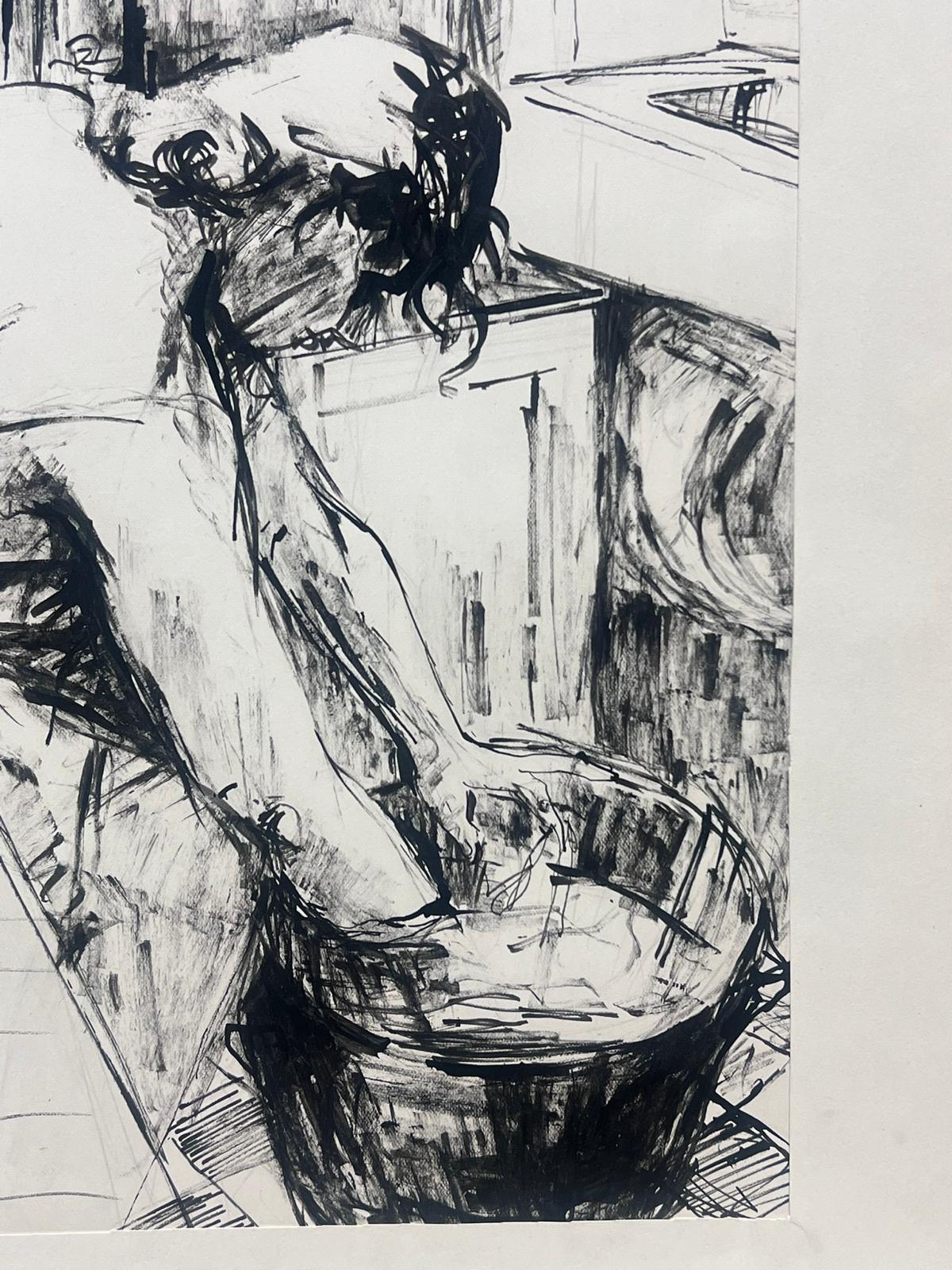 Dessin à l'encre français expressif des années 1950 représentant une femme au travail dans une scène domestique - Gris Portrait Painting par Josine Vignon