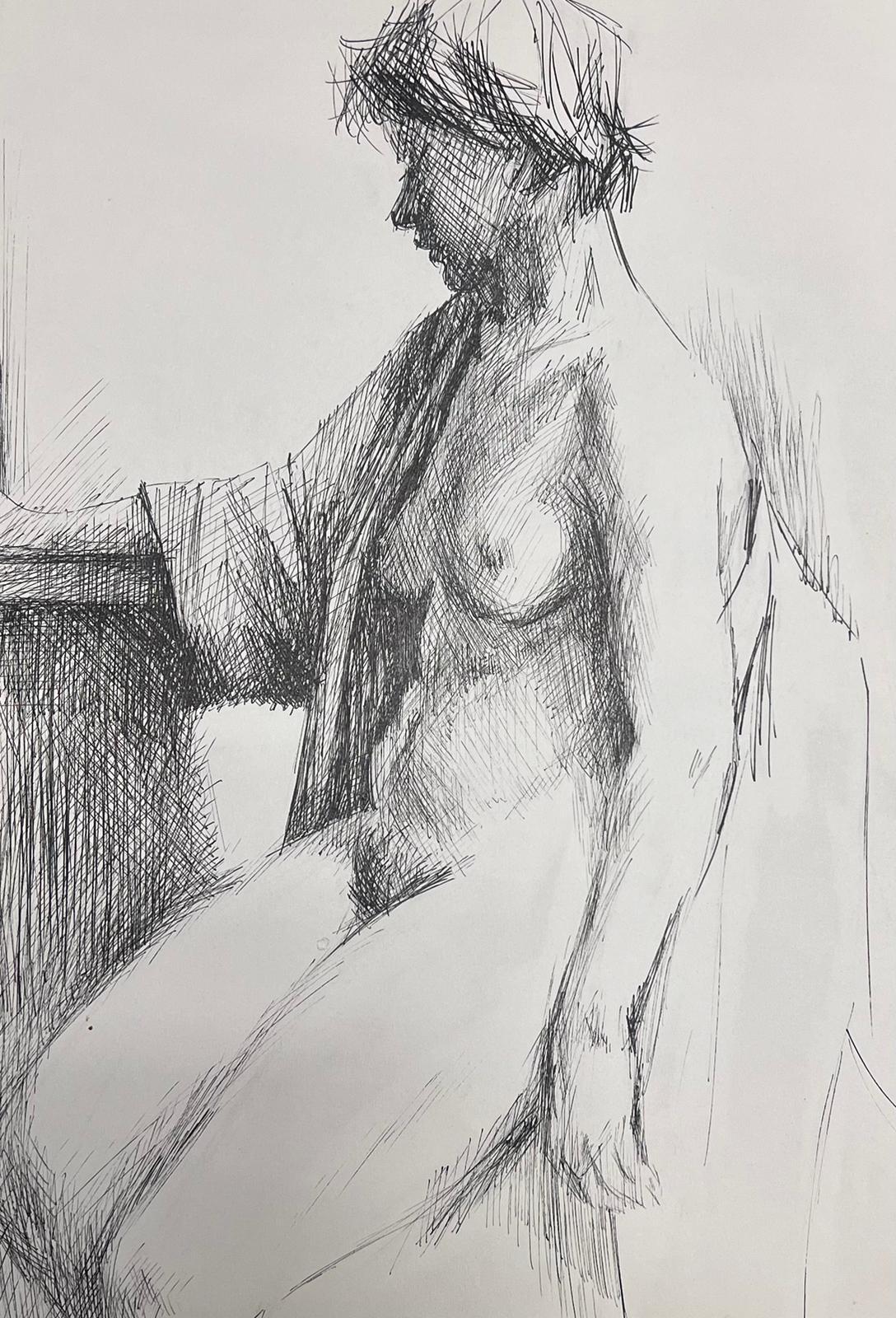 Disegno espressivo a penna e inchiostro di una donna nuda seduta Schizzo francese - Painting di Josine Vignon