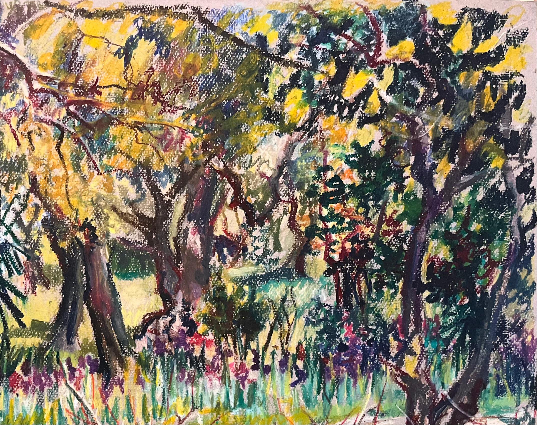 Mid Century Französisch Original Pastell Zeichnung von Sunlit Garden mit Steinmauer (Braun), Landscape Painting, von Josine Vignon