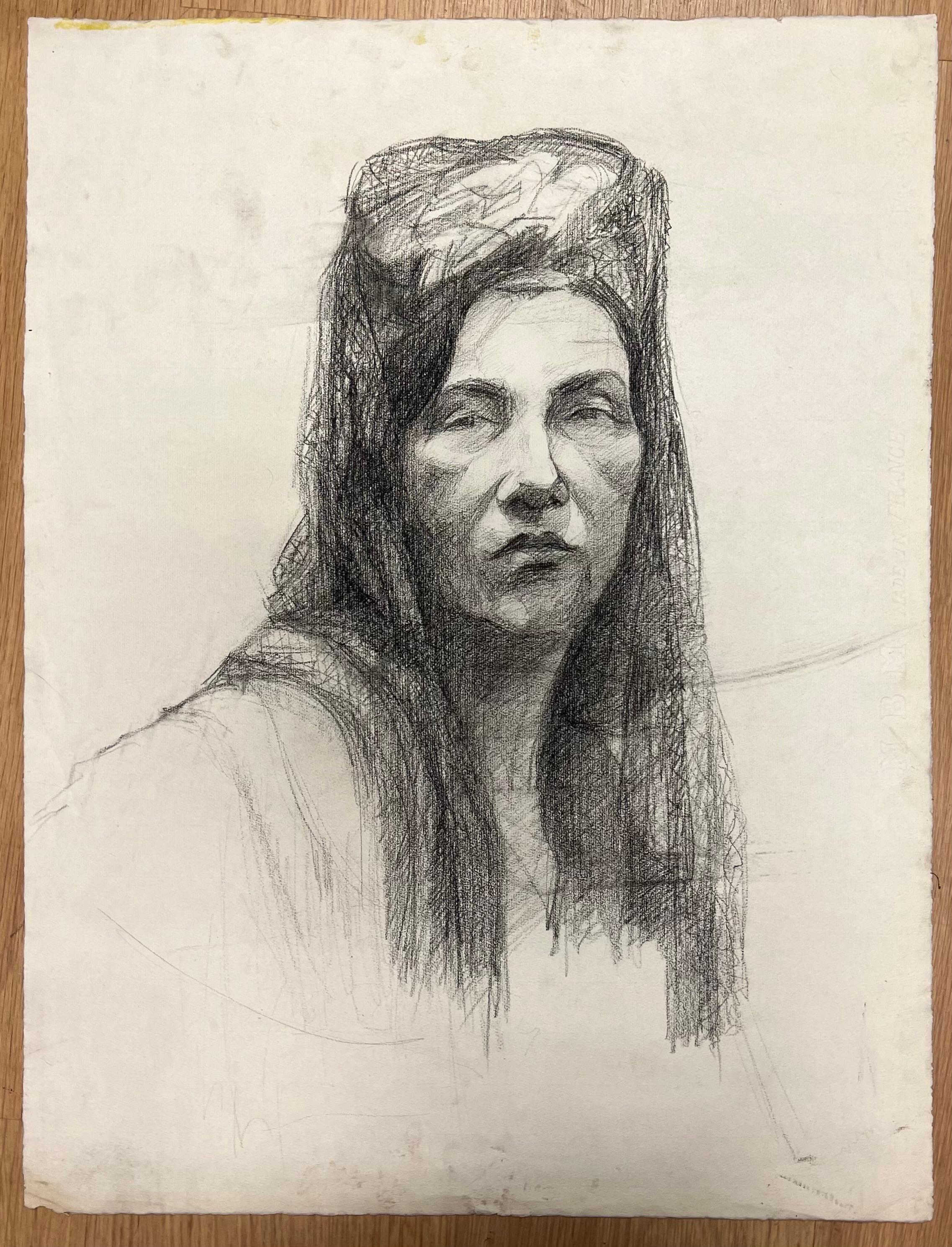 Ritratto di donna con velo drappeggiato, disegno francese della metà del secolo scorso - Art di Josine Vignon
