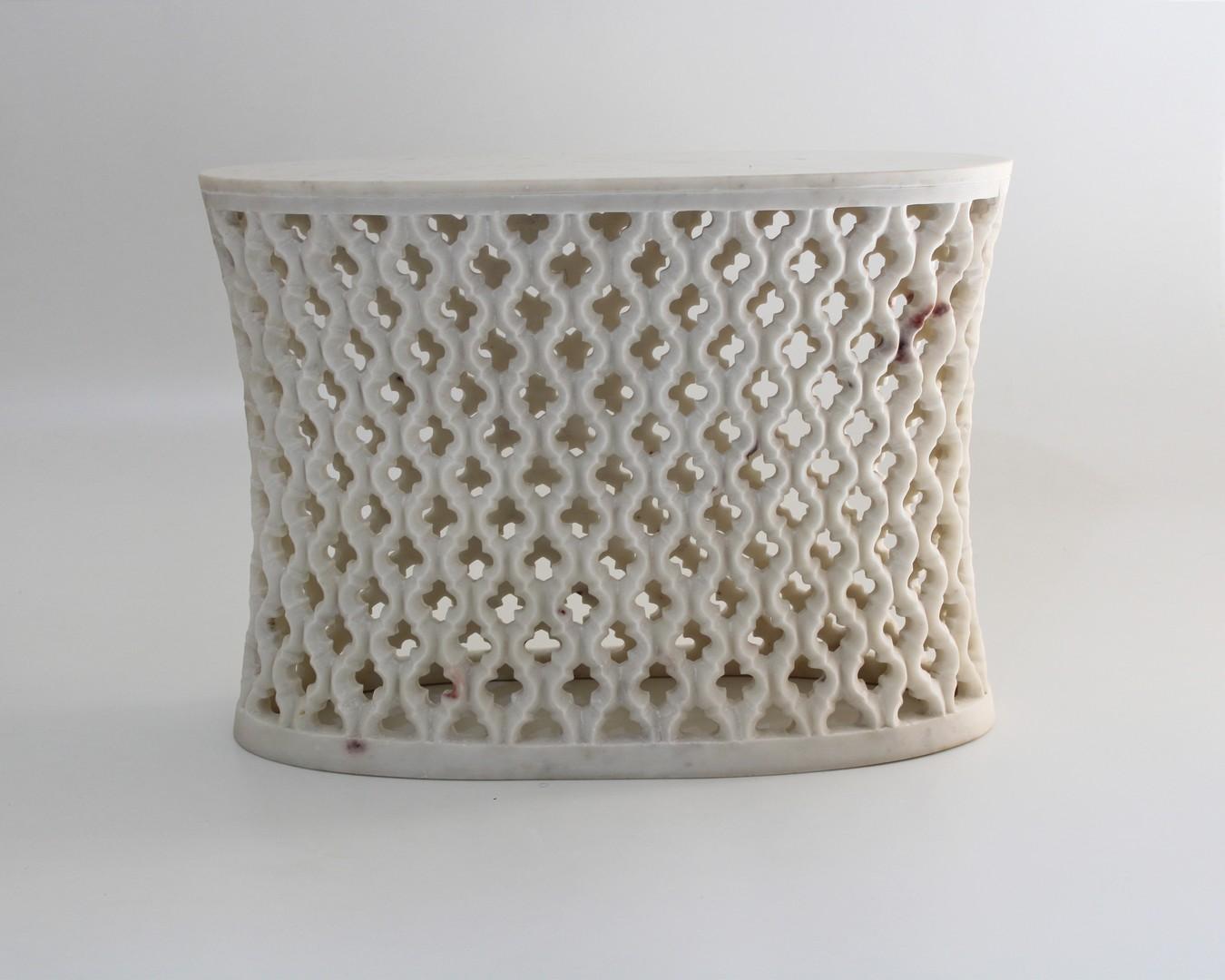 Autre Table ovale Jour Jali en marbre blanc de Paul Mathieu pour Stephanie Odegard en vente