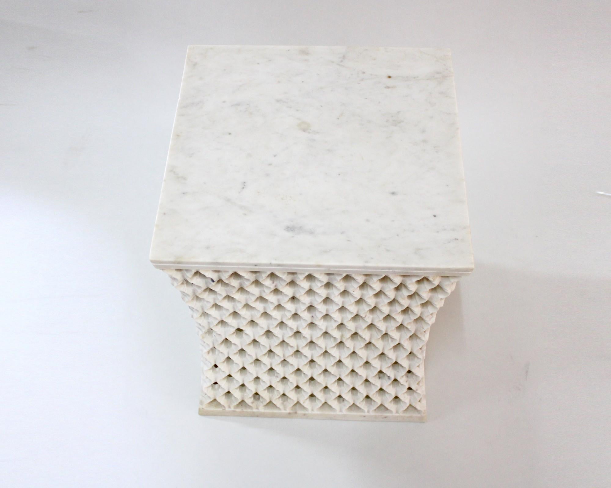 Jour Jali Square Table in White Marble by Paul Mathieu for Stephanie Odegar In New Condition For Sale In New York, NY