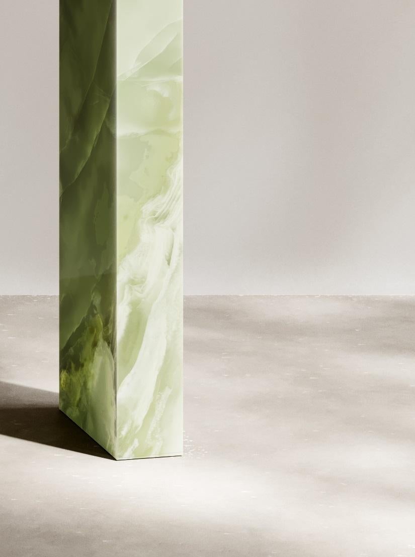 Journeyman Console Table in Natural Verde Onyx by Paloma Editions In New Condition For Sale In Geneve, CH