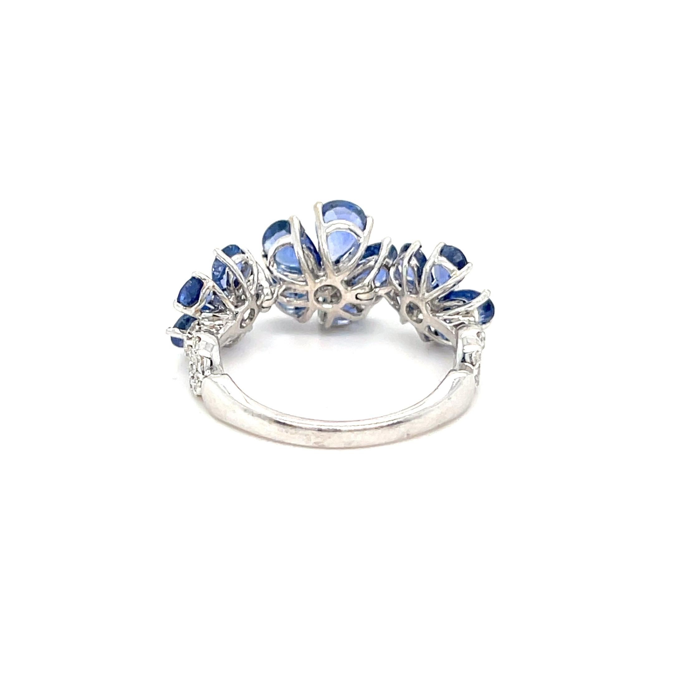 Jovane 18k Weißgold 3,5 Karat Saphir und Diamant Blumenring Größe 6,75 4,7 g (Moderne) im Angebot