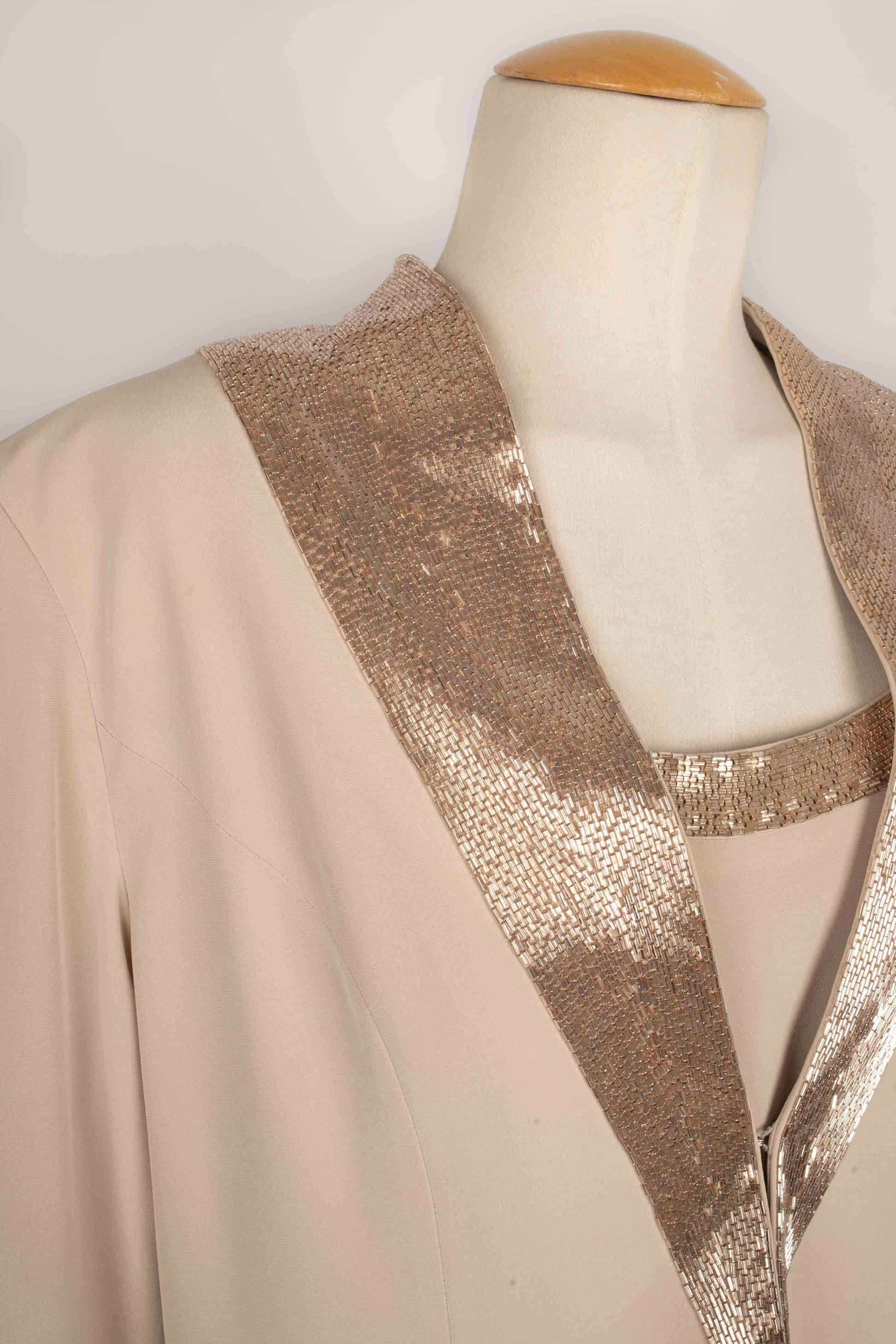 Giacca e abito senza maniche in seta beige Jovani in vendita 2