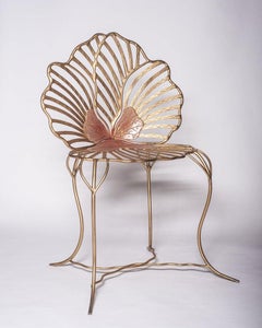 Joy de Rohan Chabot 'Pansy Chair' en bronze forgé peint à la main en rose et or