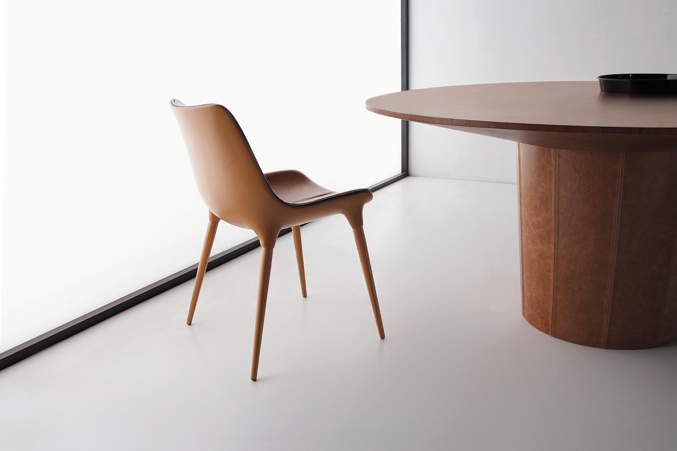 Joy Dining Table by Doimo Brasil In New Condition For Sale In Geneve, CH