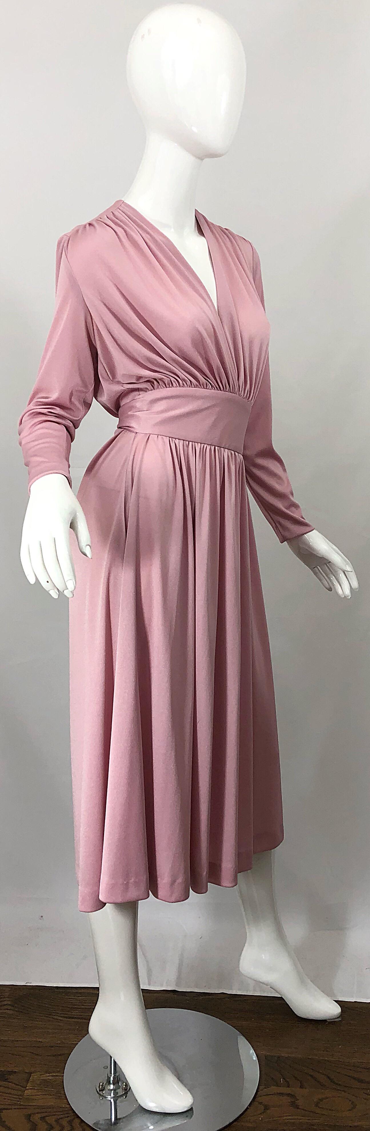 Joy Stevens 1970s Pink Mauve Dusty Rose Long Sleeve Disco Vintage 70s Dress For Sale 1