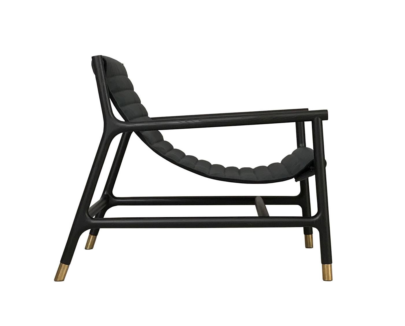 Joyce, Zeitgenössischer Sessel aus Eschenholz mit getuftetem Leder, von Morelato (Italienisch)