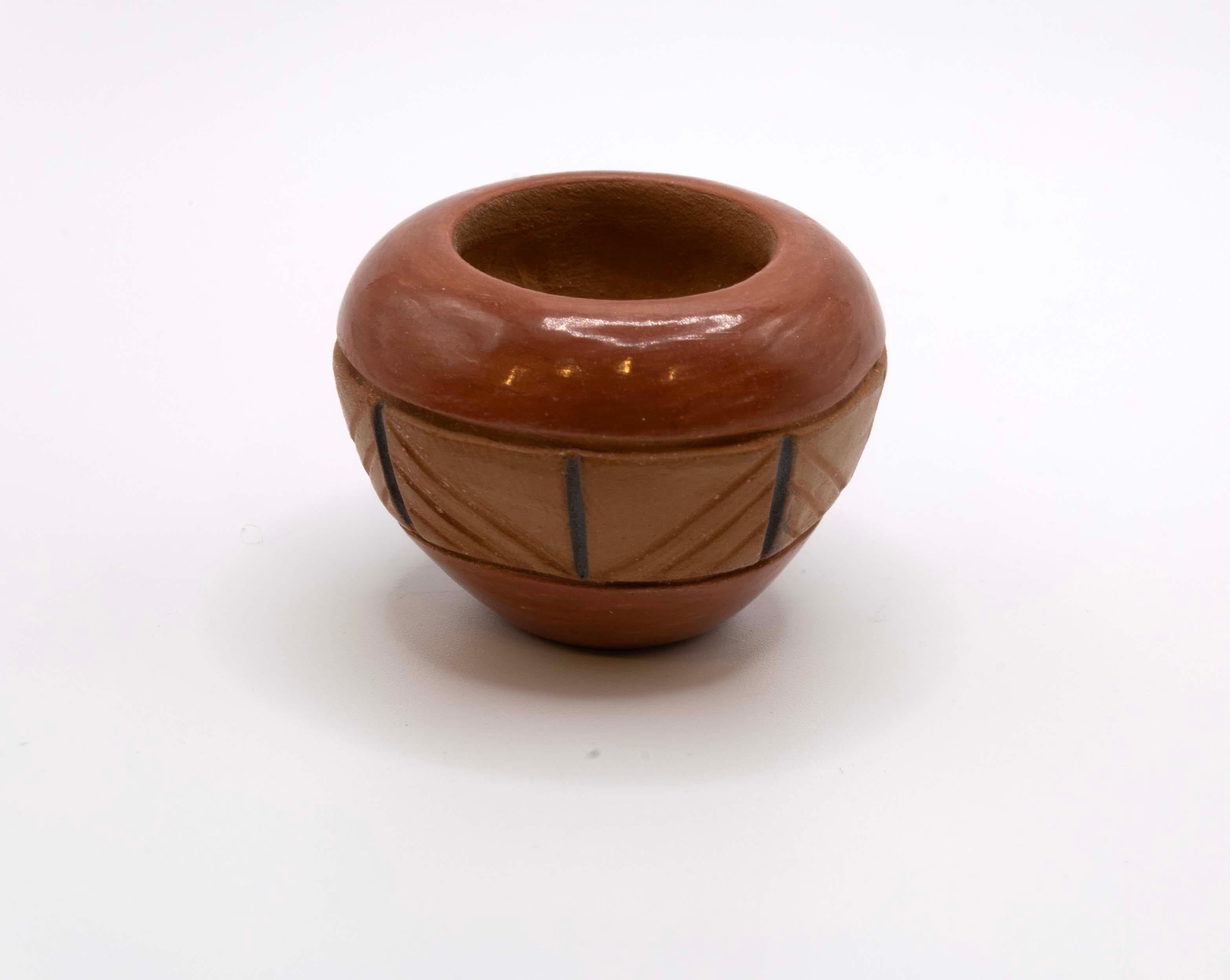 Mexican Joyce Leno Acoma Pueblo New Mexico Earthenware Pottery w/ Jeanette Teba Vessels