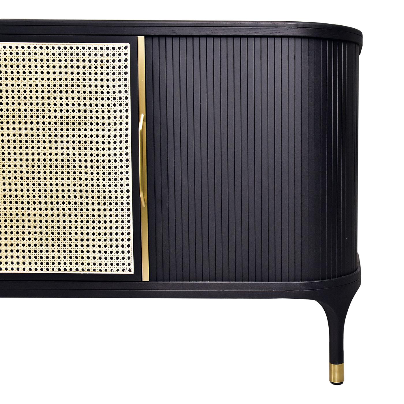 Joyce White Viennese Cane Sideboard by Libero Rutilo In New Condition For Sale In Milan, IT