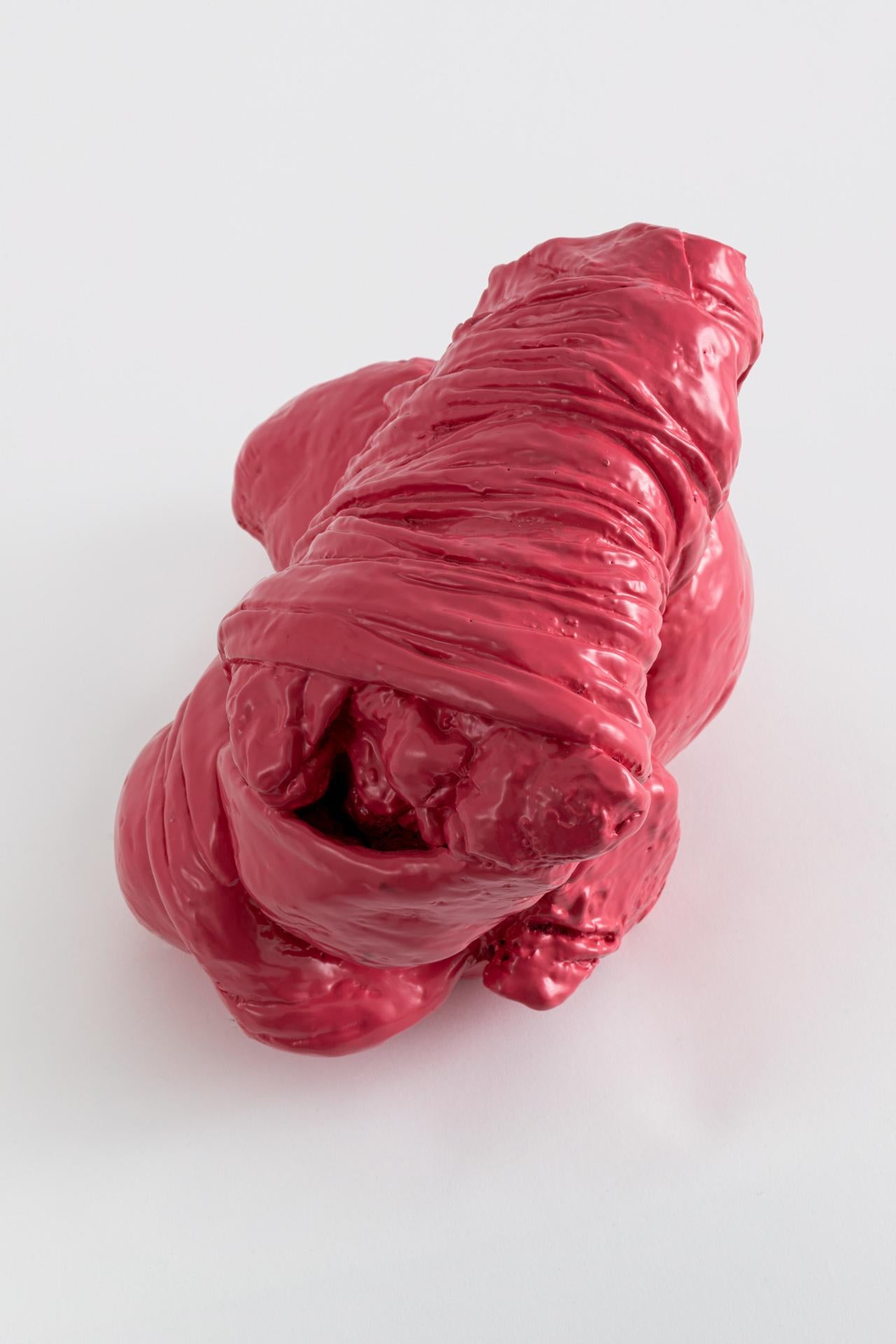 Modern Joyful mother, contemporary sculpure in cast aluminum, fuchsia paint For Sale