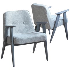 Fauteuils Jozef Chierowski, modèle 366 en gris clair, milieu du siècle dernier, restaurés