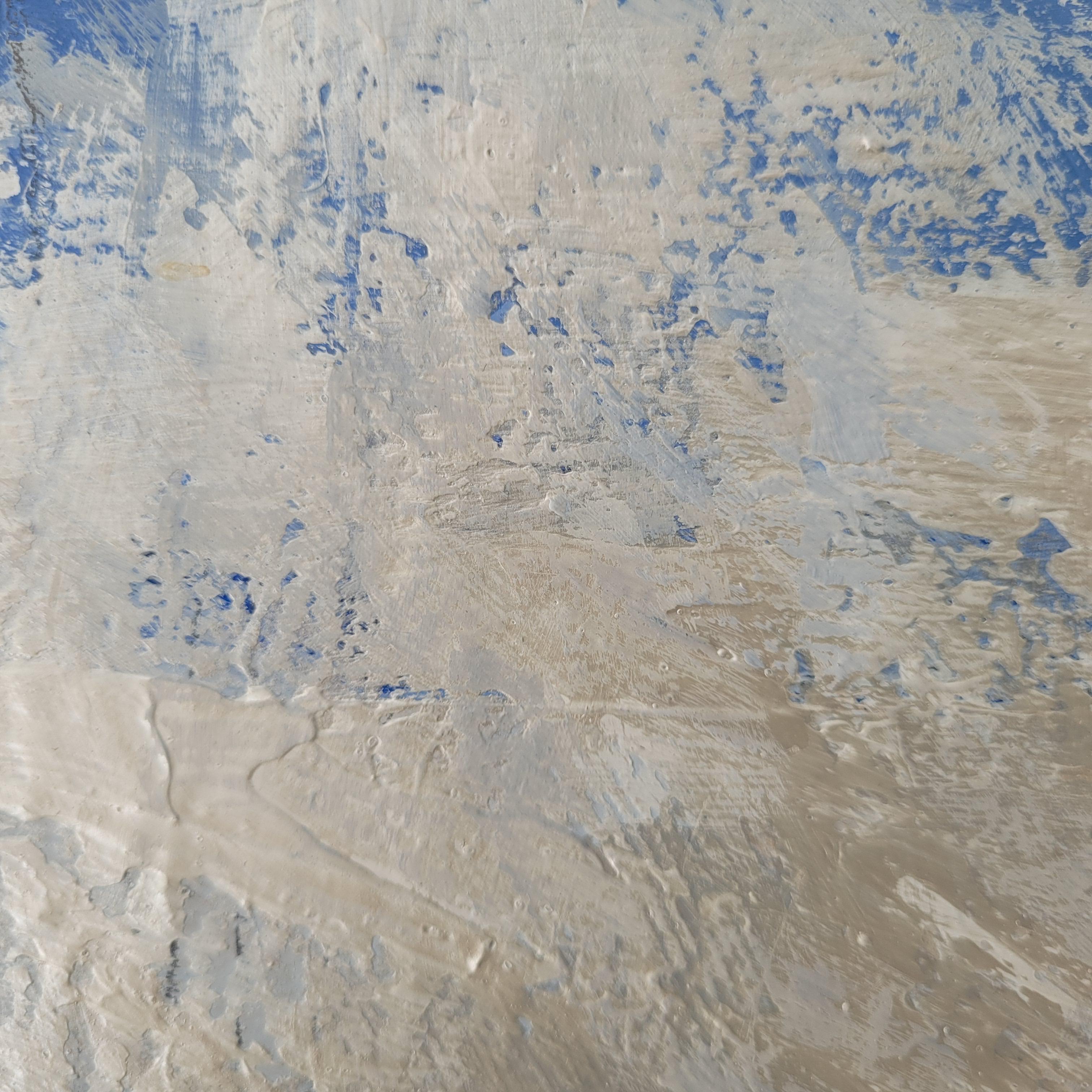 Un Ritual - Siglo XXI, Pintura Acrílica Figurativa Contemporánea, Color Azul en venta 4