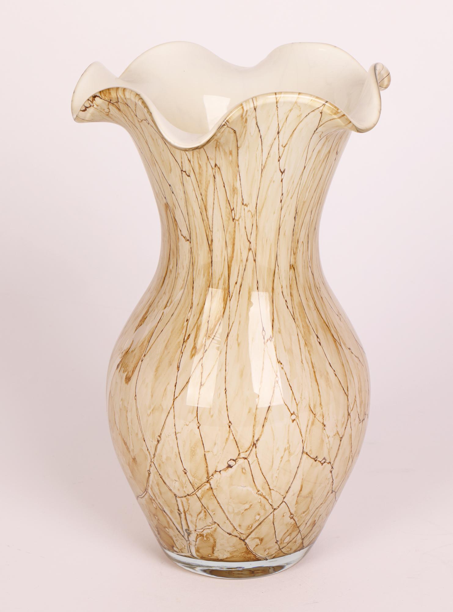 jozefina krosno art glass vase