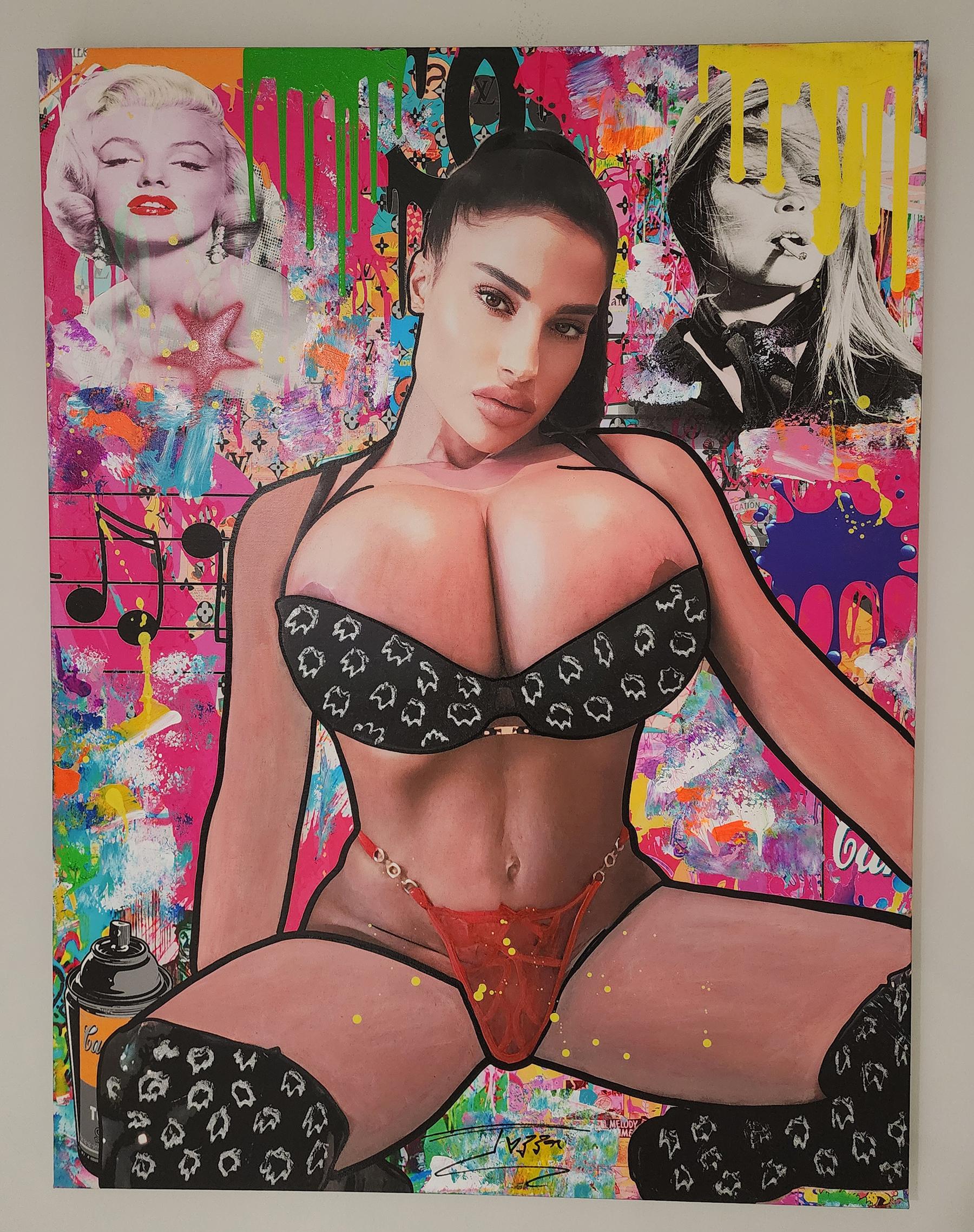 Artista: Jozza
Titolo: "Siri - Tuo per sempre"
Anno: 2024
Media: Acrilico originale su tela
Dimensioni: 40x30 pollici
Firmato a mano sul recto e firmato "Jozza", intitolato, datato e numerato sul verso, firmato anche dalla modella "Siri