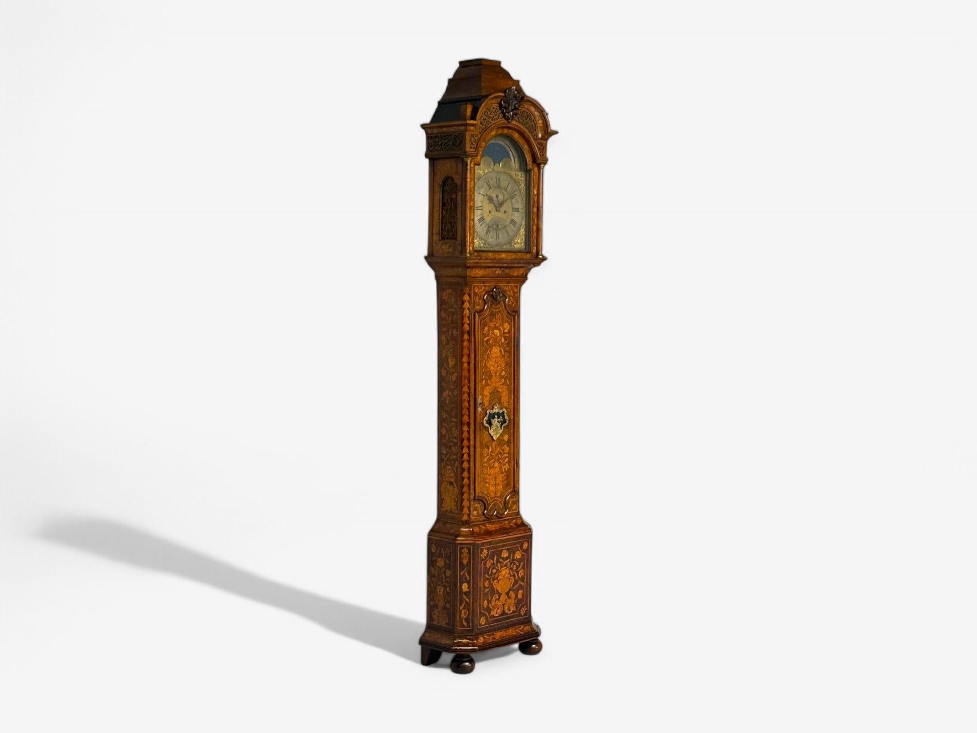JP Kroese, Dutch Baroque, Marquetry, Moon Face Dial, Grandfather Clock, 18th C

A stunning totally refinished case showcases this spenderd18th century, the brass dial with enameled lunar phase crest, identified on dial 