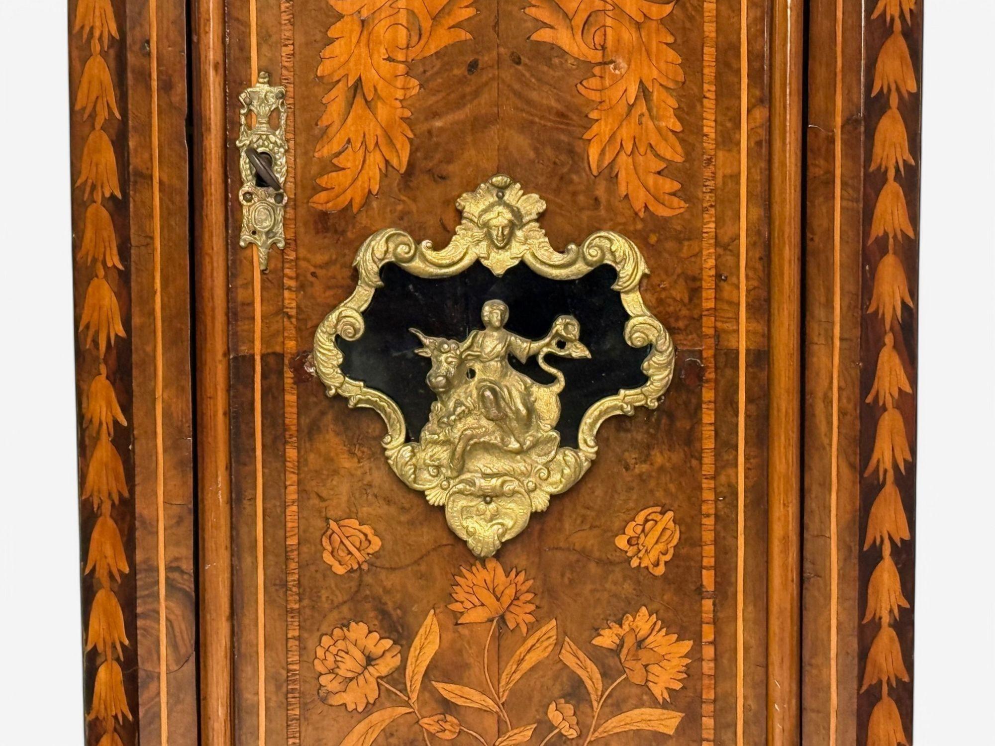 JP Kroese, Dutch Baroque, Marquetry, Moon Face Dial, Grandfather Clock, 18th C For Sale 3